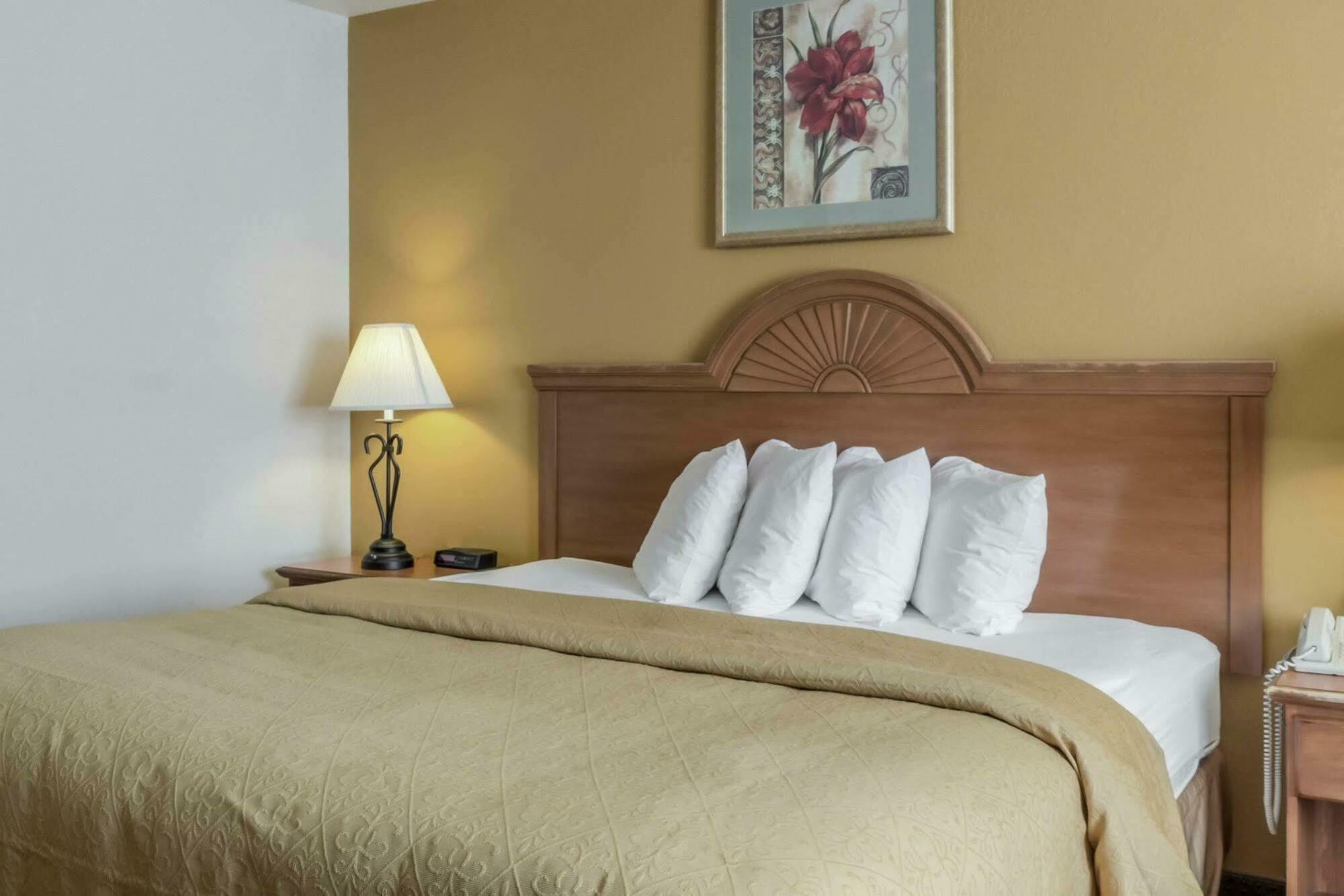 Quality Inn Huron Luaran gambar